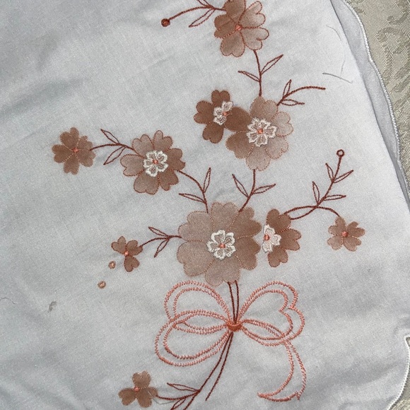 Hand made dinnerware - Picture 2 of 3